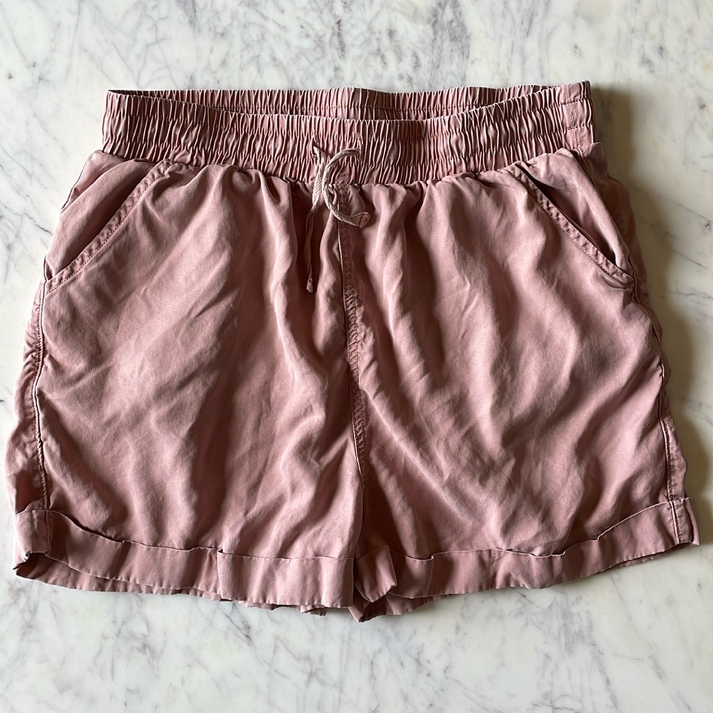 Universal Thread Dusty Rose Shorts Size Small
